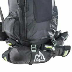 EVOC FR TRAIL 20L UNLIMITED Protector Backpack - Black/White -Abus Shop 300864 05 d 614575