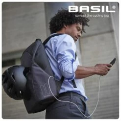 Basil B-Safe Nordlicht Fietsrugzak 18L - Zwart -Abus Shop 311333 07 d 641860