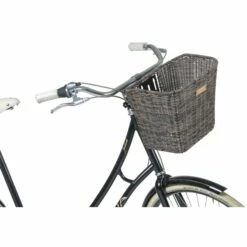 Basil Bremen Rattan Look FM Fietsmand - Voor - 25L - Dark Brown -Abus Shop basil bremen rattan look fm front wheel basket dark brown 5 1361344