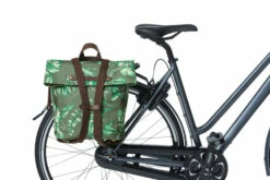 Basil Ever-Green Fietsrugzak - Thyme Green -Abus Shop basil ever green bicycle daypack 14 19 liter thyme f 883222