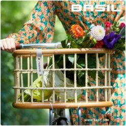 Basil Green Life Rattan Fietsmand Large - Natural Brown -Abus Shop basil green life rattan bicycle basket large natural brown 7 1379228