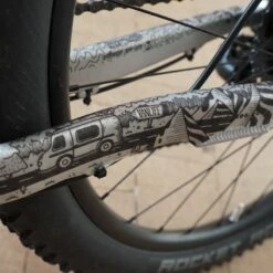 Rie:sel Design Chain:tape 3000 Beschermende Sticker - Vanlife -Abus Shop riesel design chain tape 3000 protection sticker vanlife 1 1446763