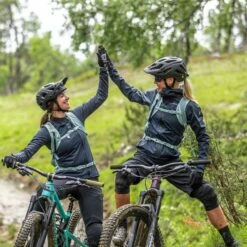 Thule Vital 3L - Women's Hydration Backpack - Alaska -Abus Shop thule vital 3l womens hydration backpack alaska 15 1315620